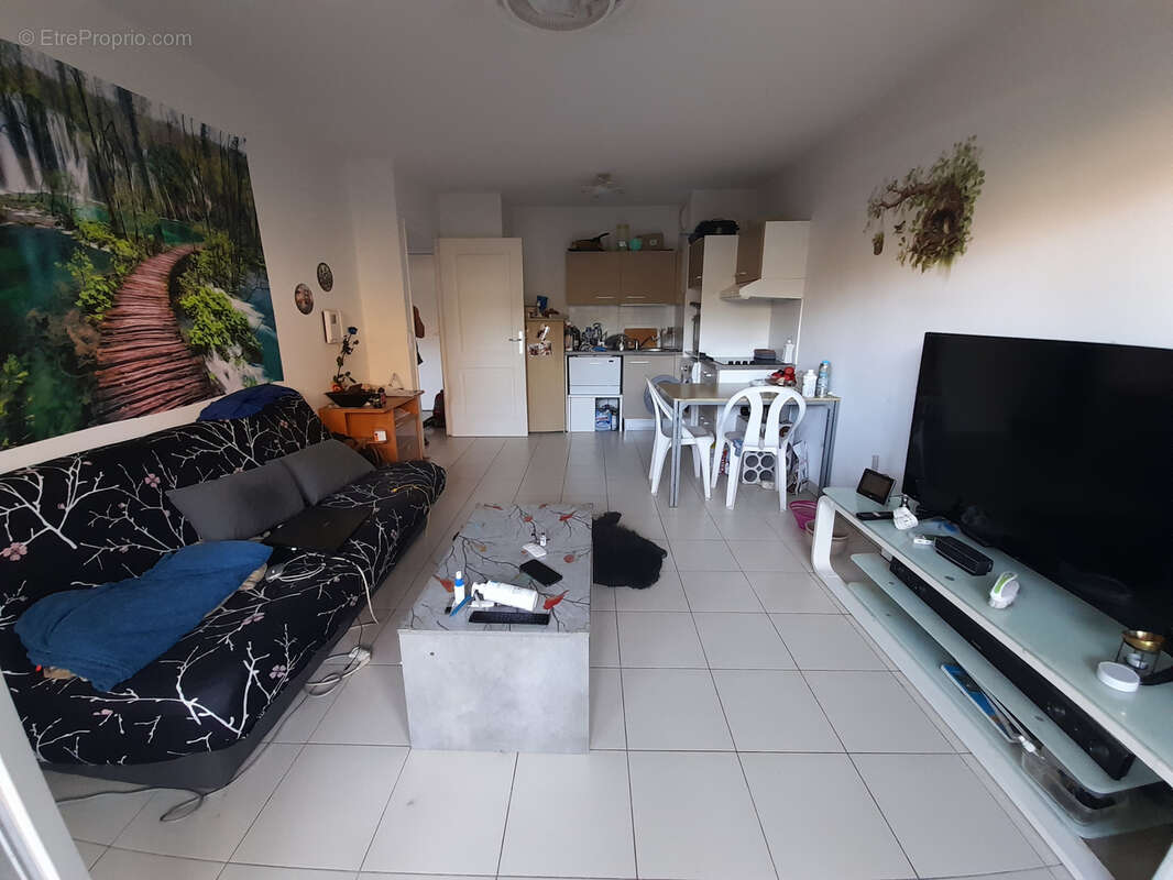 Appartement à PUGET-SUR-ARGENS