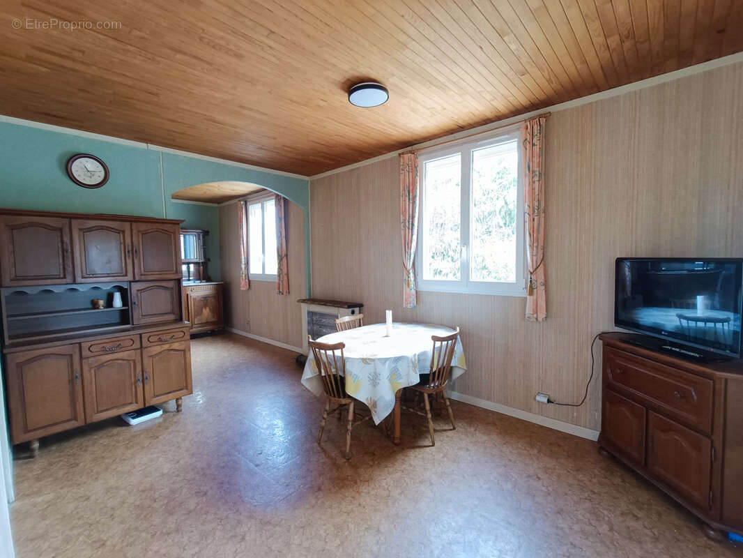 Maison à ARGENVIERES