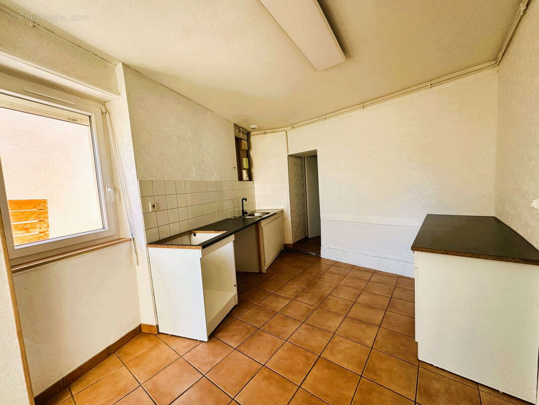 Appartement à SAINT-GERMAIN-DES-FOSSES