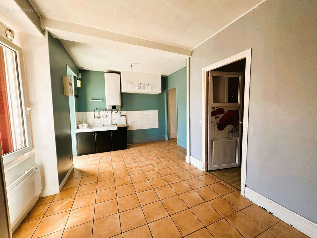 Appartement à SAINT-GERMAIN-DES-FOSSES