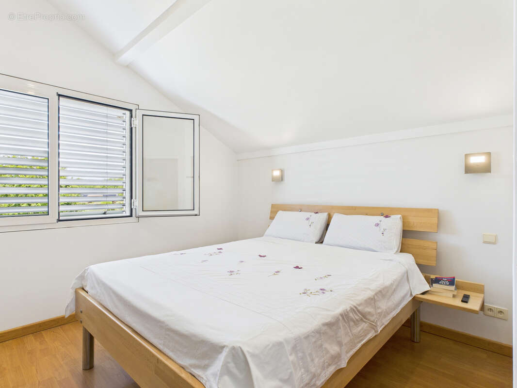 Maison à PERRIGNIER