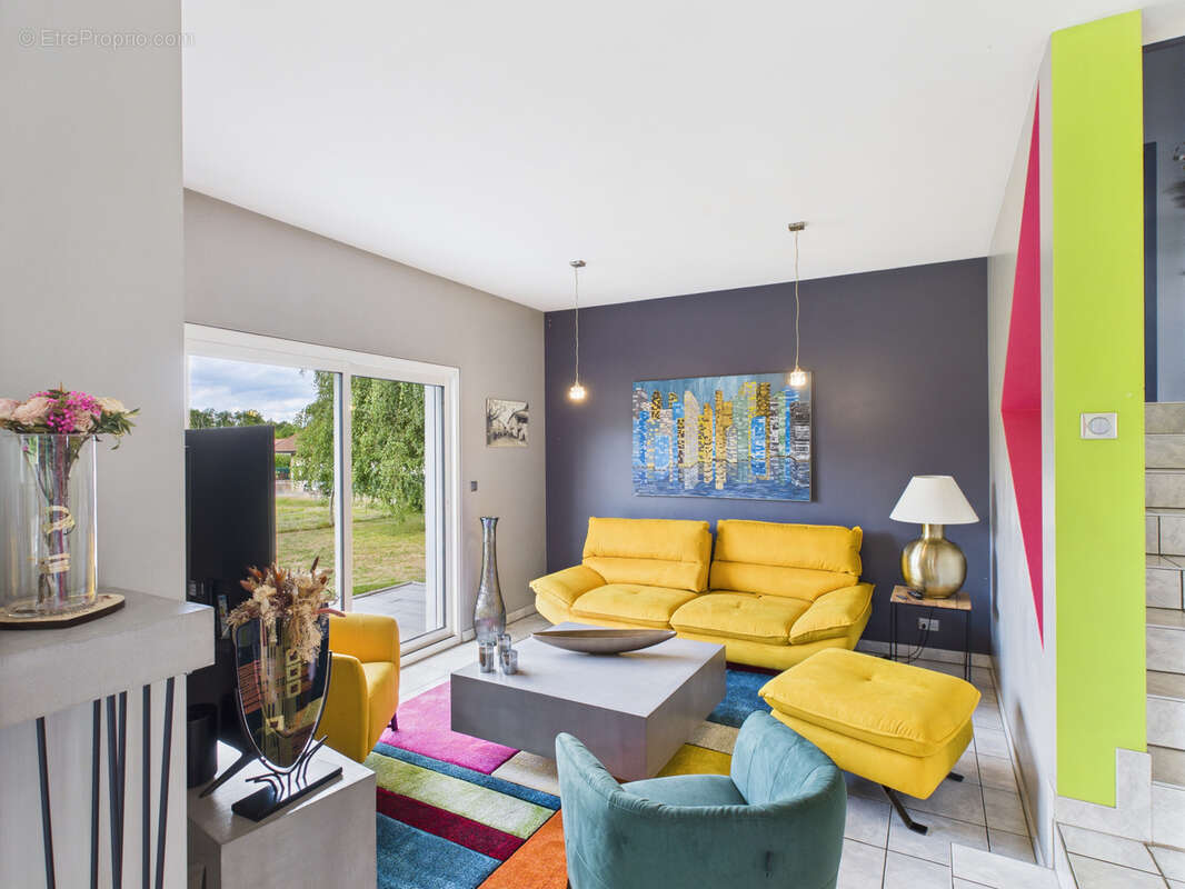 Maison à PERRIGNIER