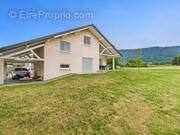 Maison à PERRIGNIER