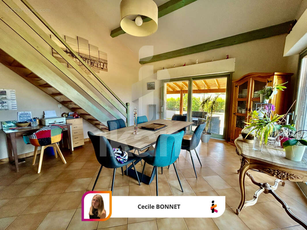 Maison à BEAUREPAIRE