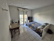 Appartement à MARSEILLE-5E