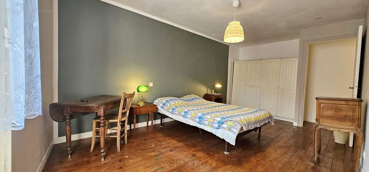 Maison à LE BUISSON-DE-CADOUIN