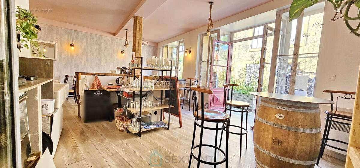 Maison à LE BUISSON-DE-CADOUIN