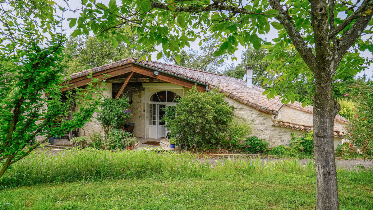 Maison à MONTAIGU-DE-QUERCY