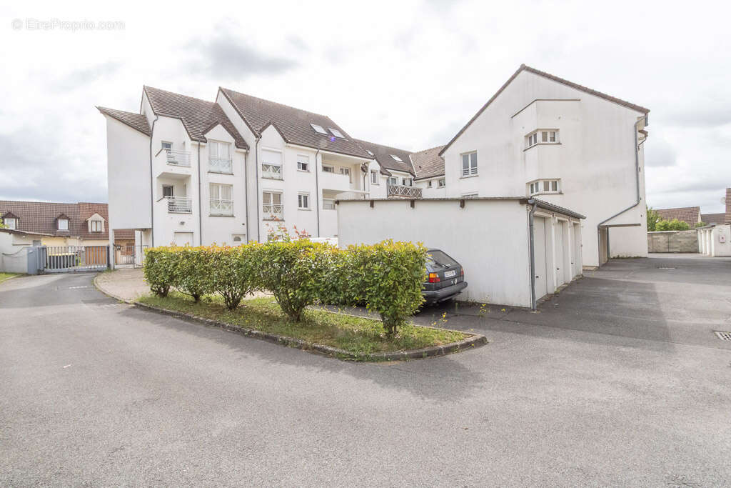 Appartement à PONTAULT-COMBAULT