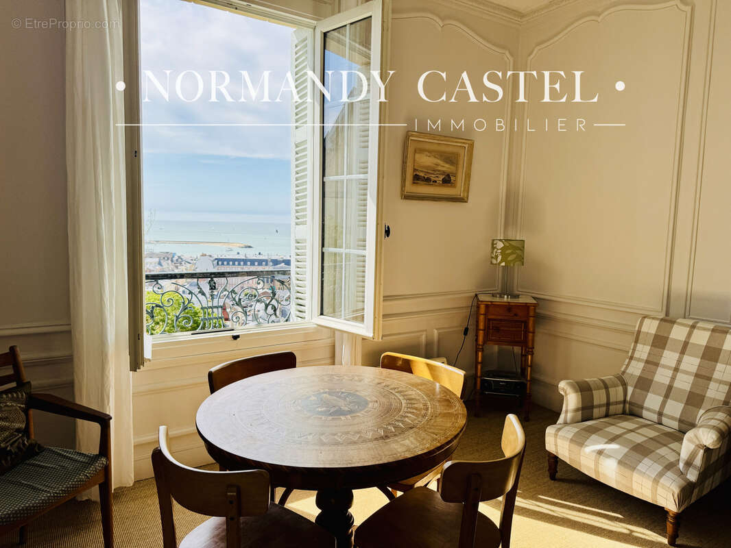 Appartement à TROUVILLE-SUR-MER