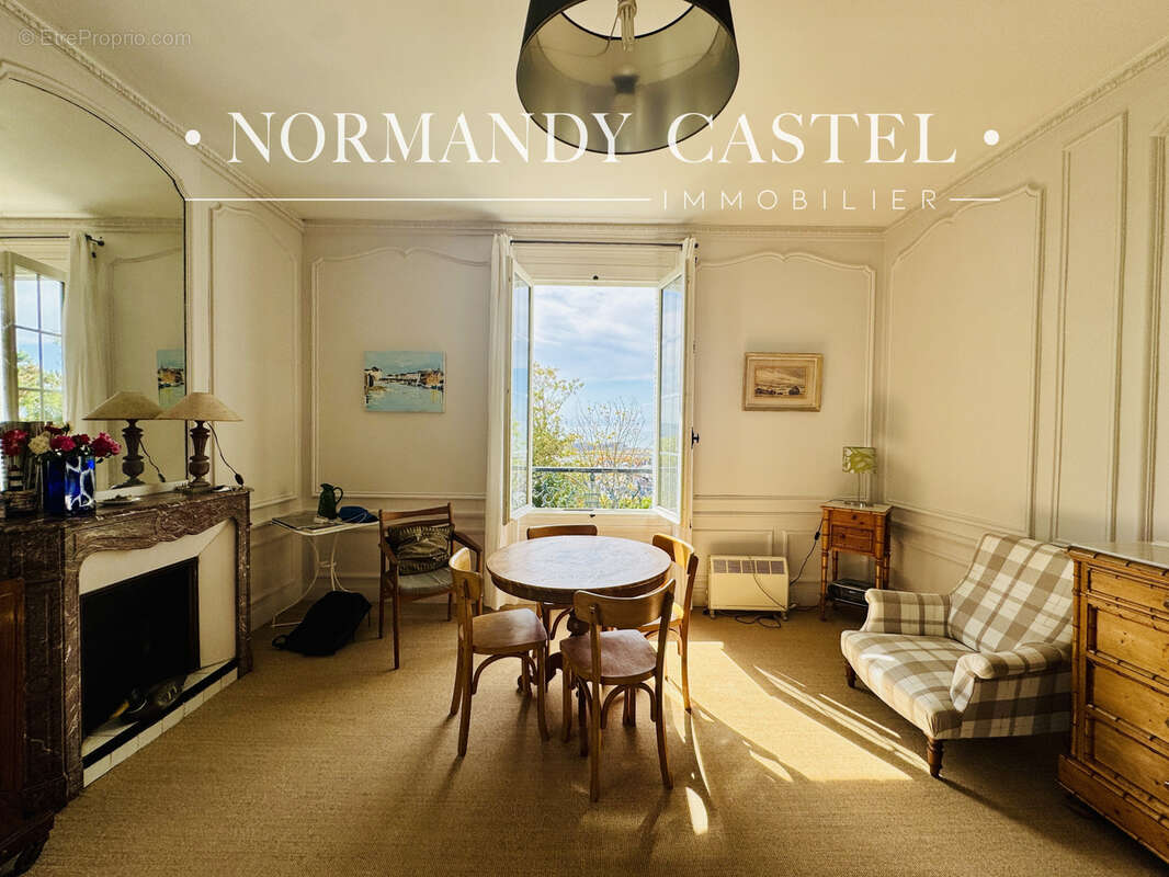 Appartement à TROUVILLE-SUR-MER