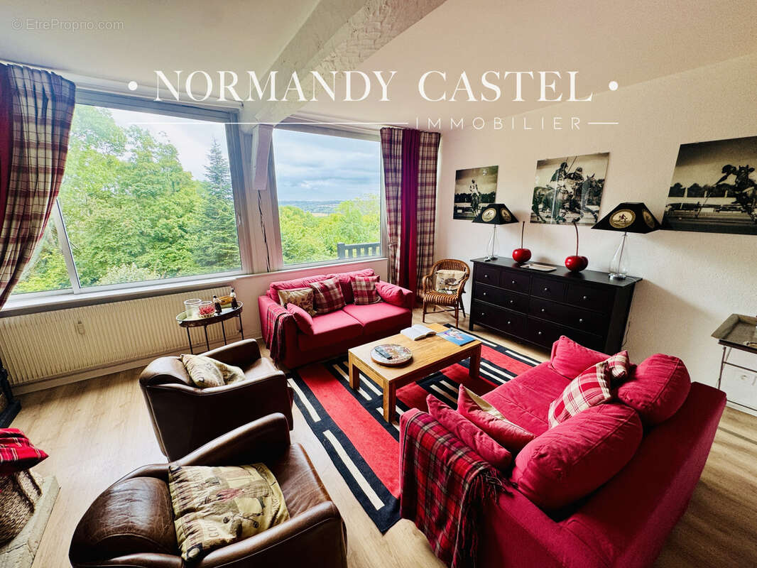 Appartement à TOURGEVILLE