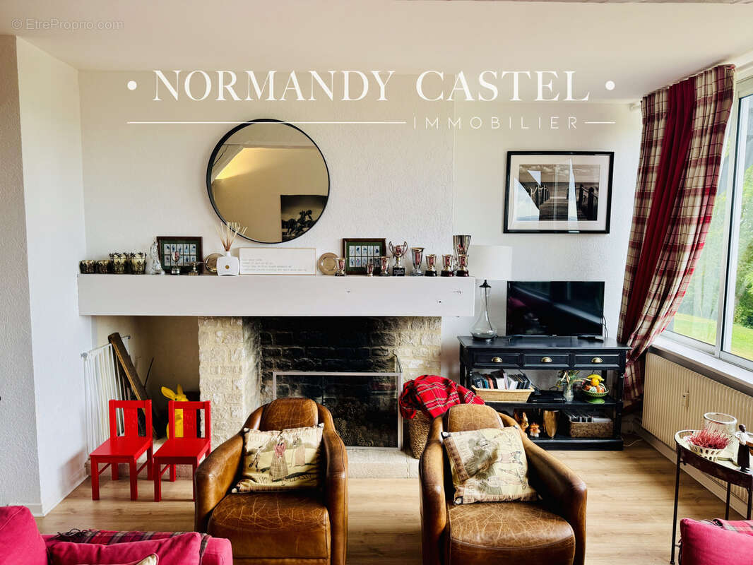 Appartement à TOURGEVILLE