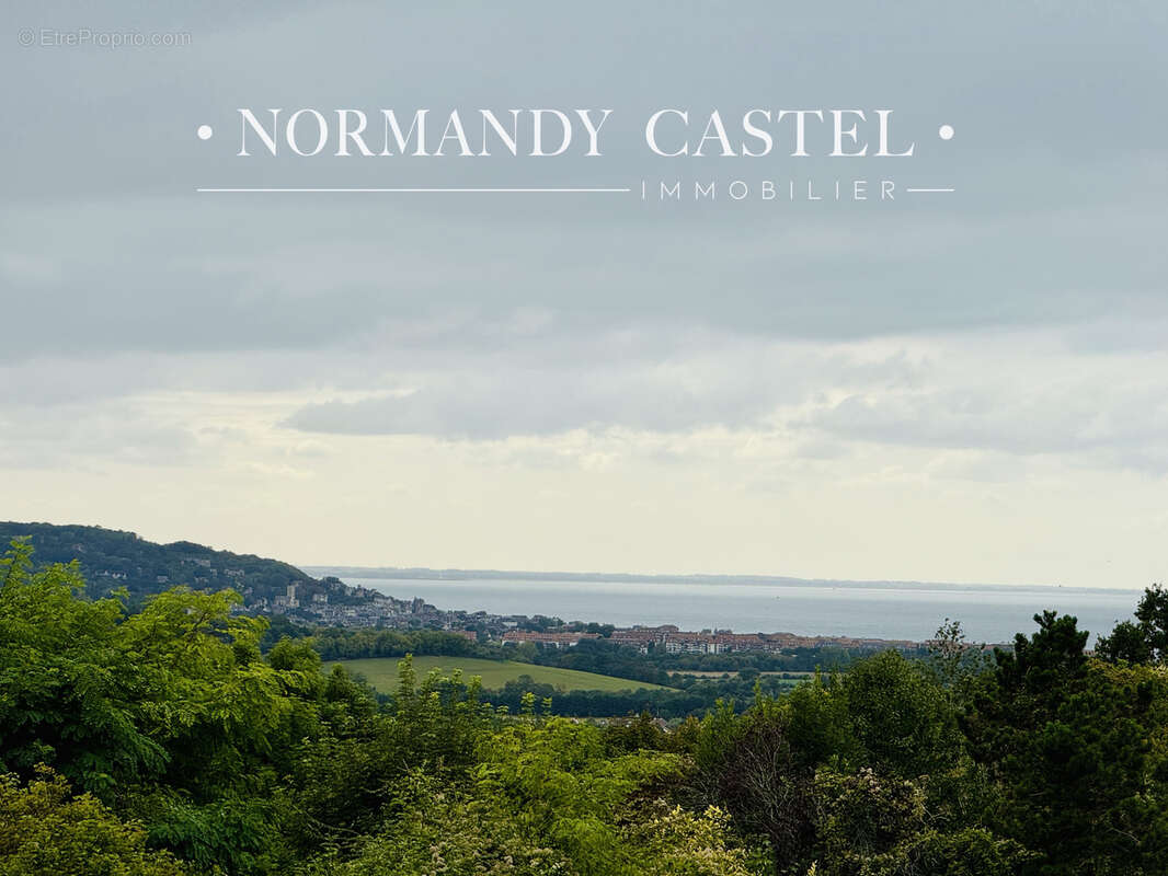 Appartement à TOURGEVILLE