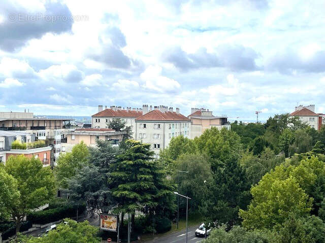 Appartement à NOGENT-SUR-MARNE