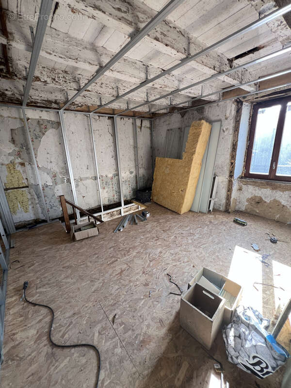 Maison à JUGON-LES-LACS