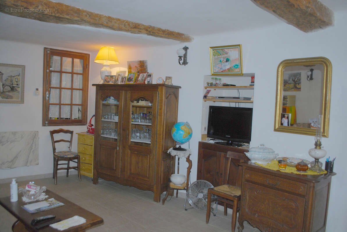 Maison à VILLECROZE