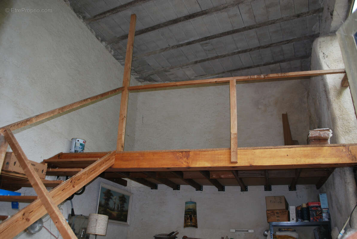 Maison à VILLECROZE