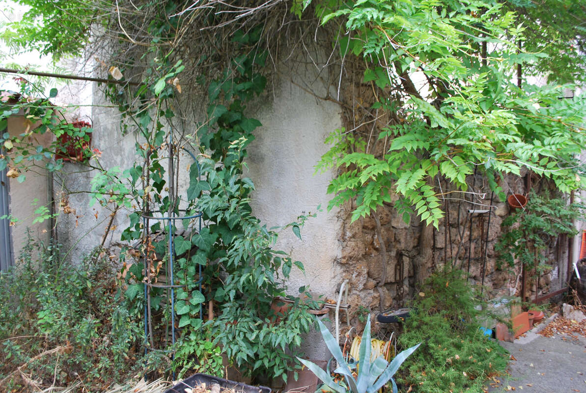 Maison à VILLECROZE