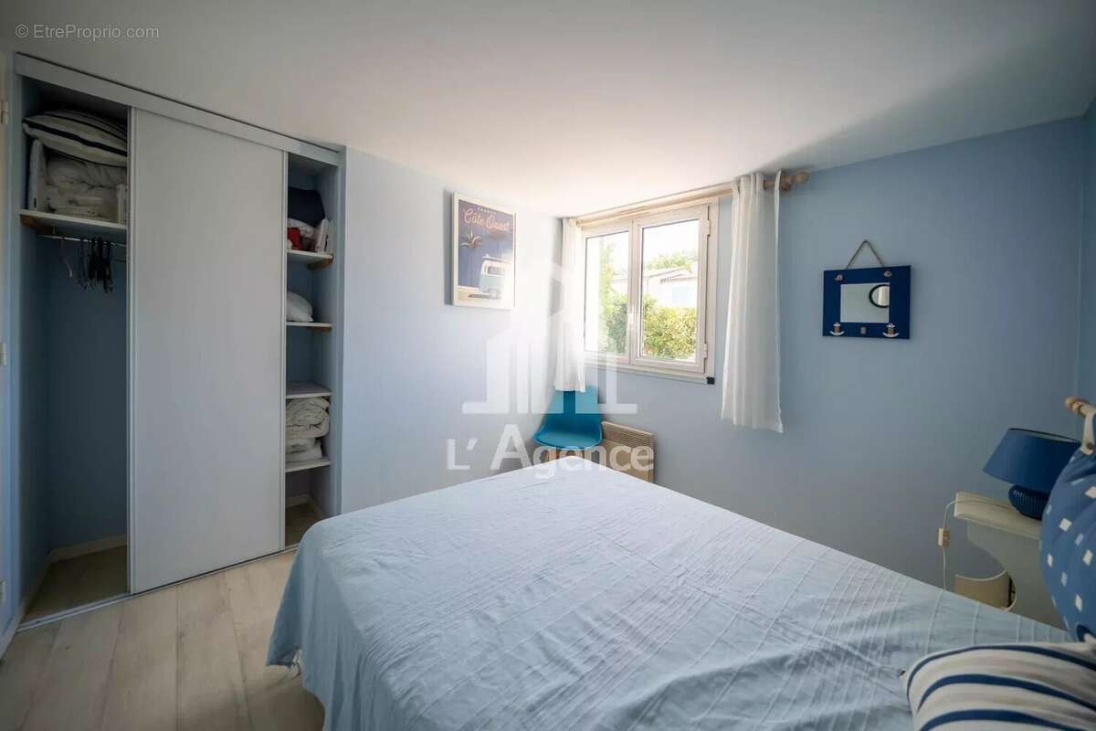 Maison à VAUX-SUR-MER