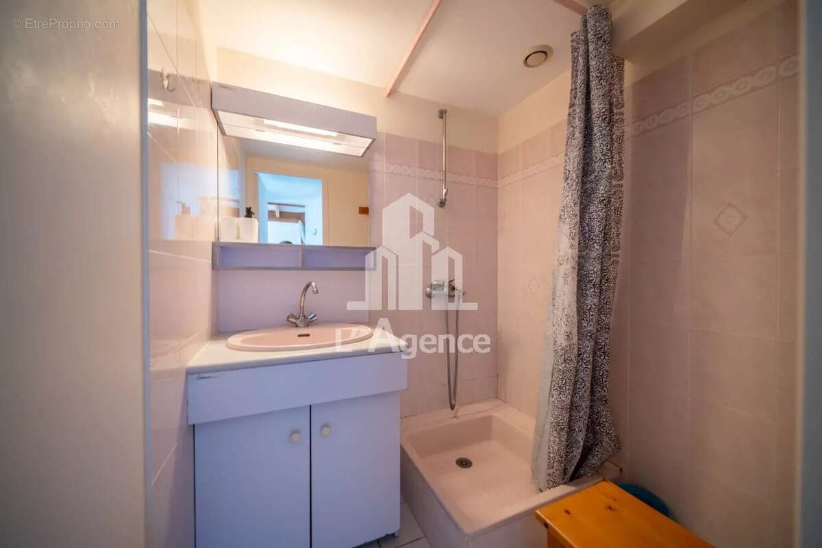 Maison à VAUX-SUR-MER