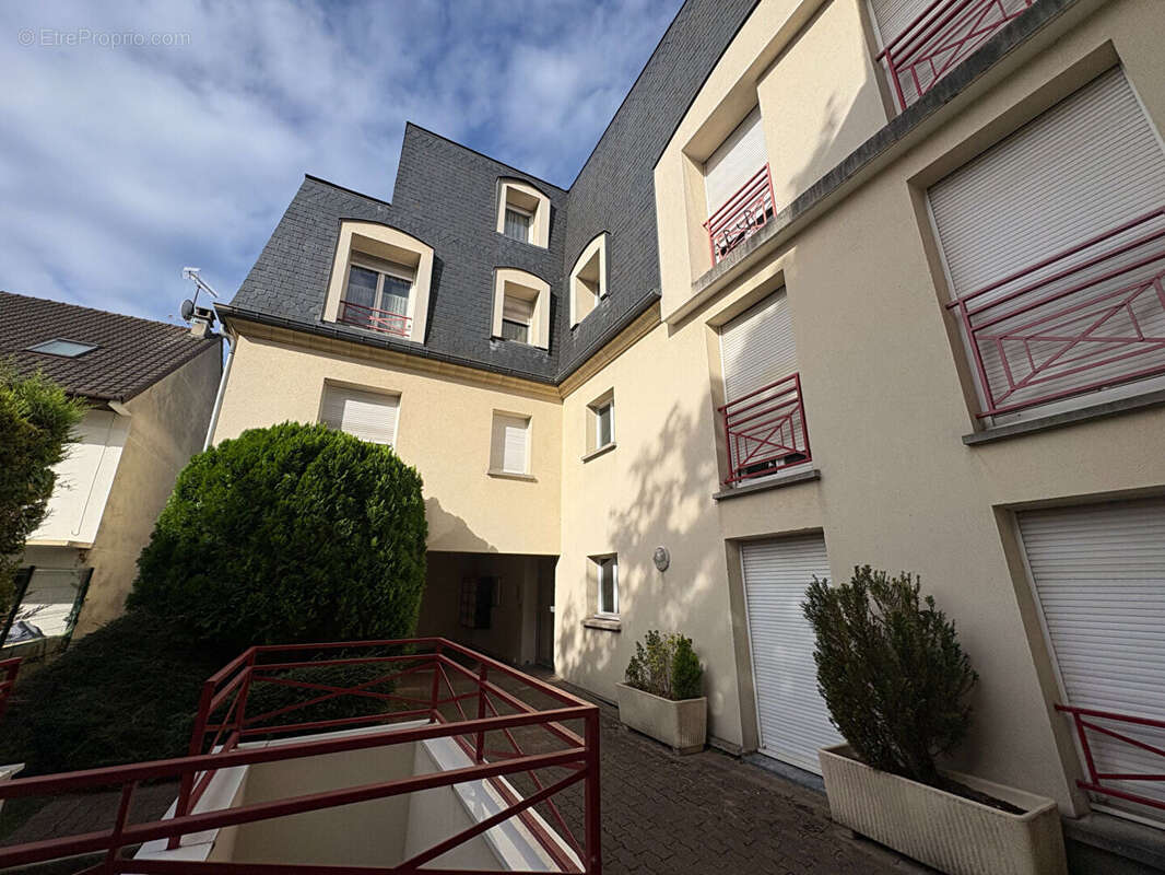 Appartement à LIVRY-GARGAN