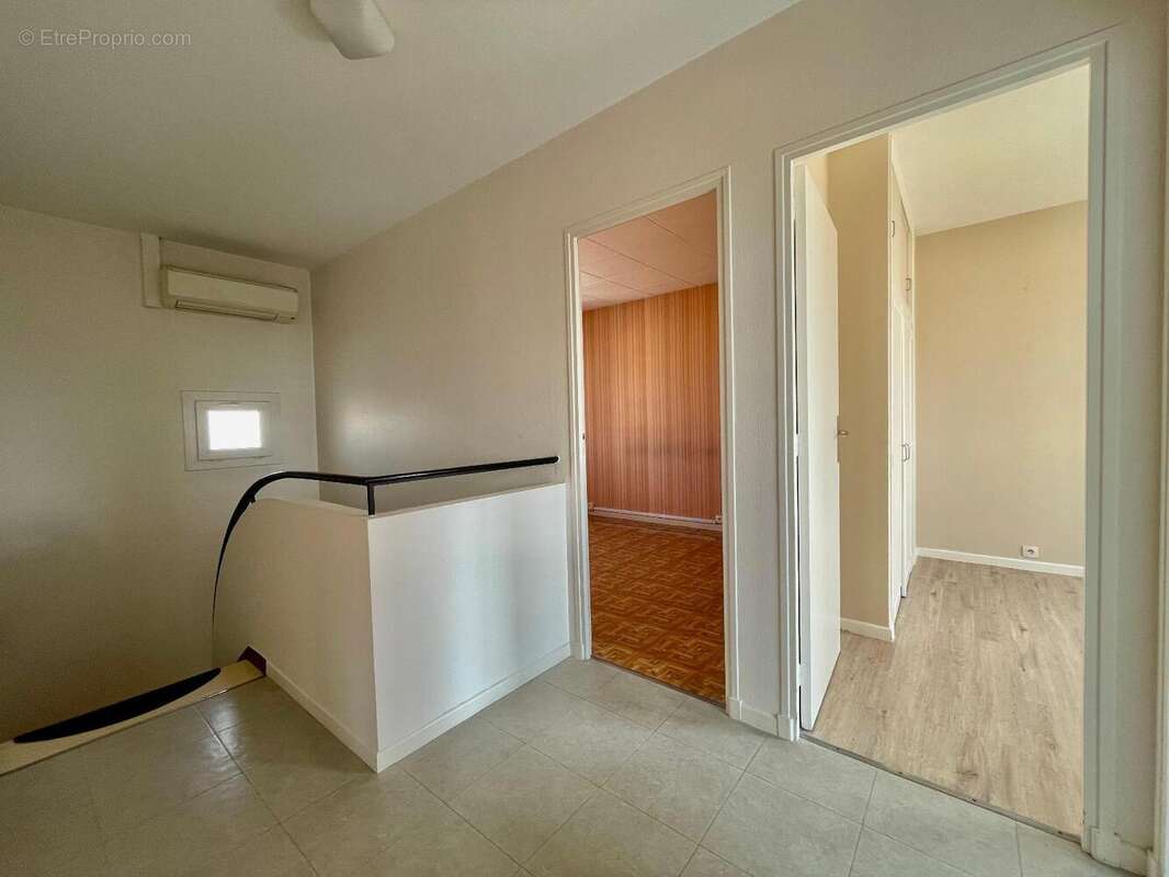   - Maison à SAINT-JUERY