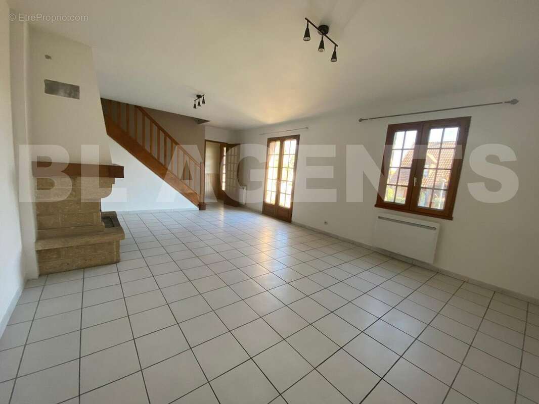 WhatsApp Image 2025-08-27 à 15 - Maison à AIGNE