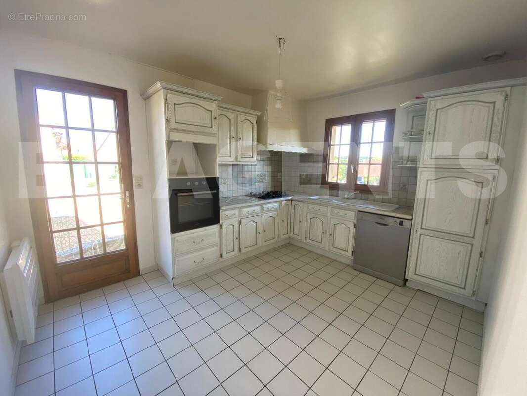 WhatsApp Image 2025-08-27 à 15 - Maison à AIGNE