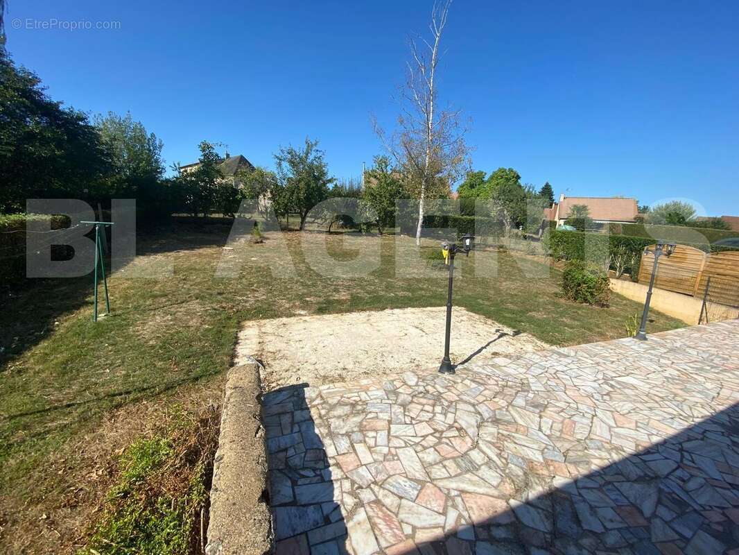 WhatsApp Image 2025-08-27 à 15 - Maison à AIGNE