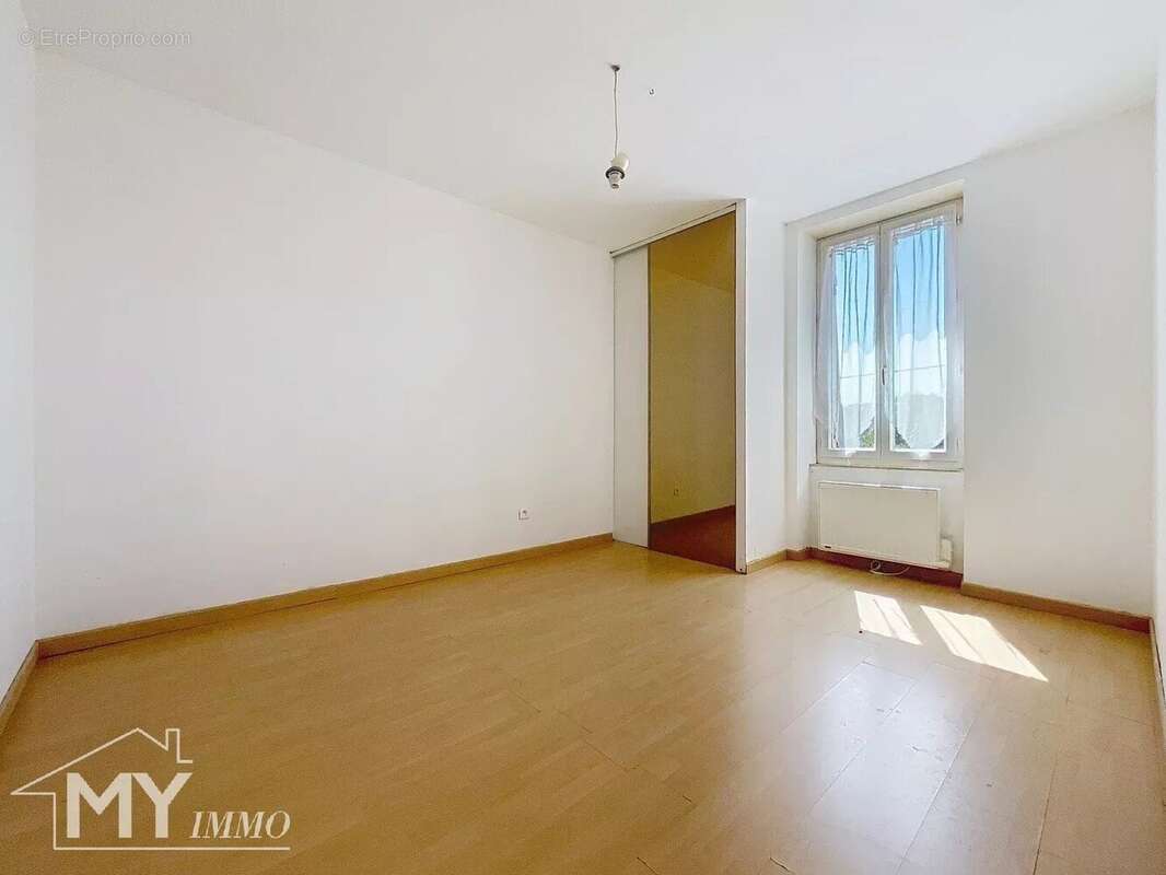 Maison à MONTPEYROUX