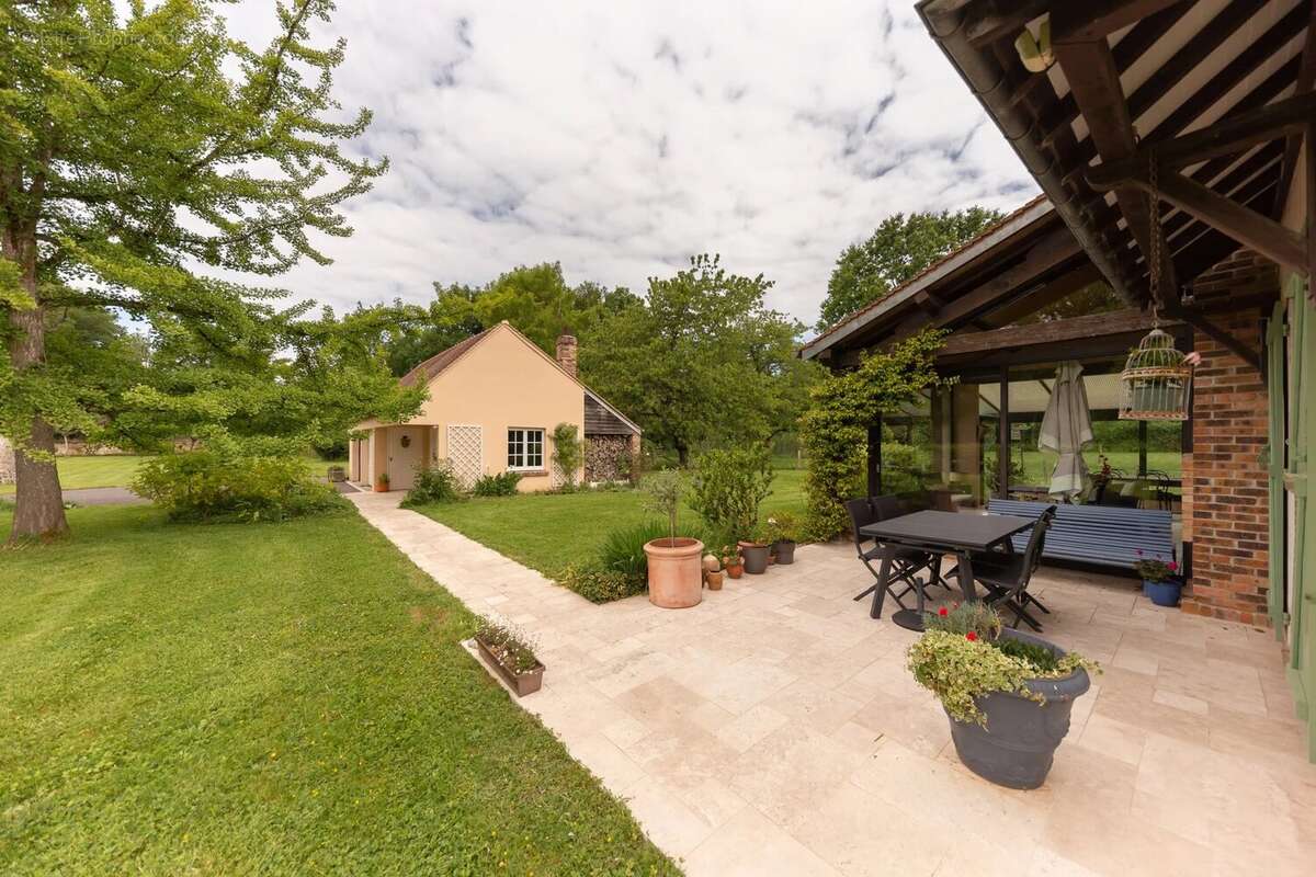 Maison à TOURNAN-EN-BRIE