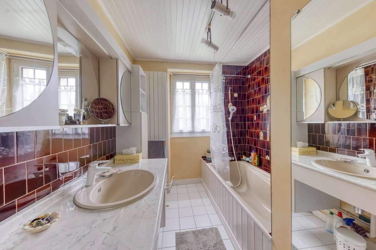 Maison à TOURNAN-EN-BRIE