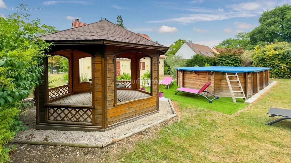 Maison à SAINT-FARGEAU-PONTHIERRY