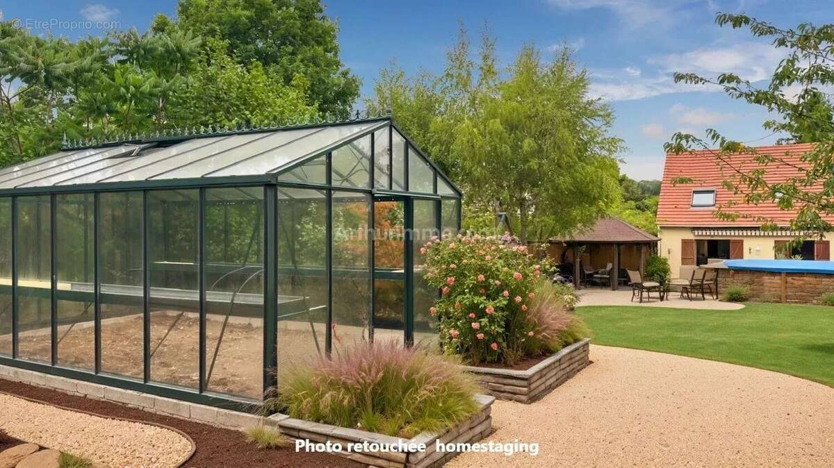 Maison à SAINT-FARGEAU-PONTHIERRY