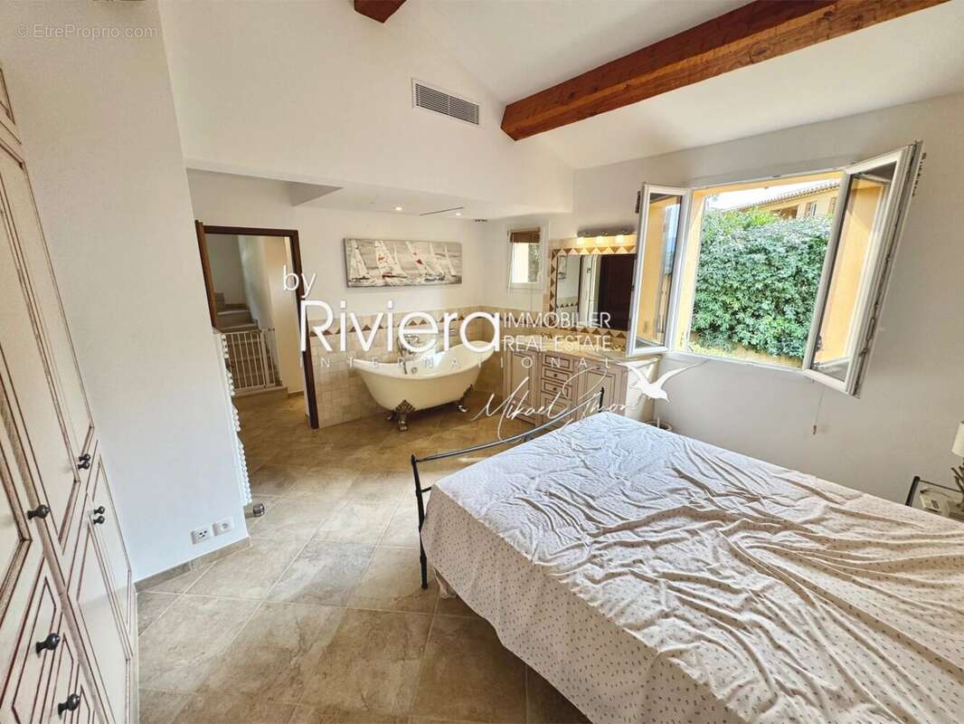 Maison à LA CROIX-VALMER