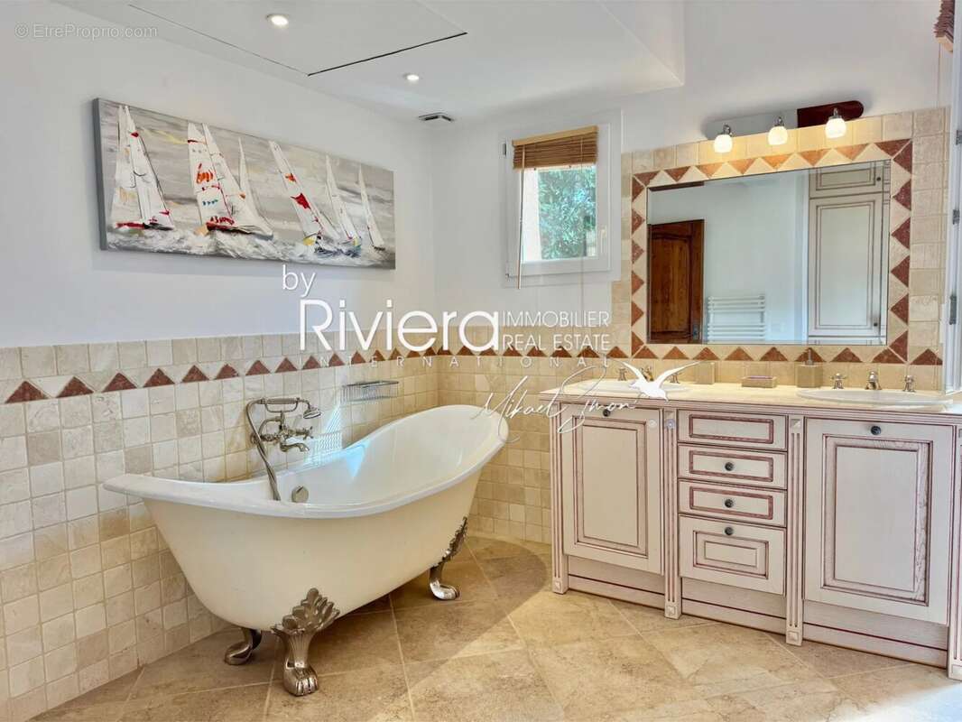 Maison à LA CROIX-VALMER