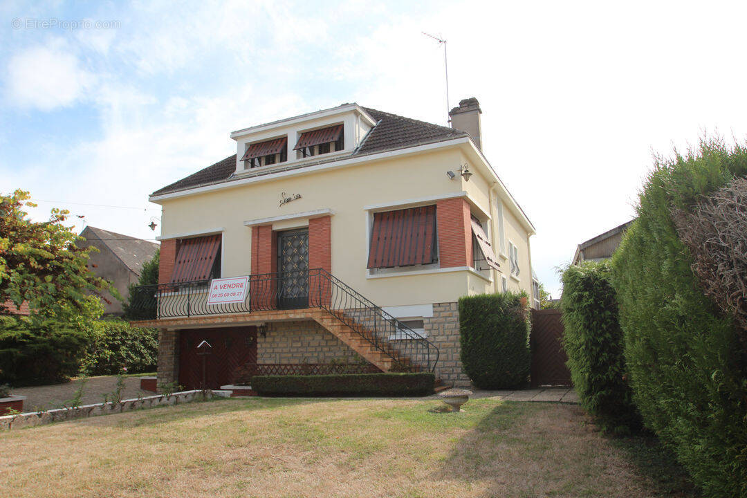 Maison à LA MACHINE