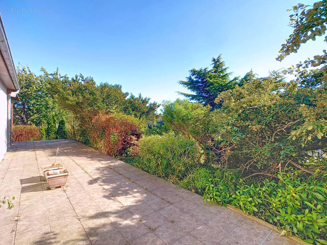 Maison à VILLERS-BOCAGE