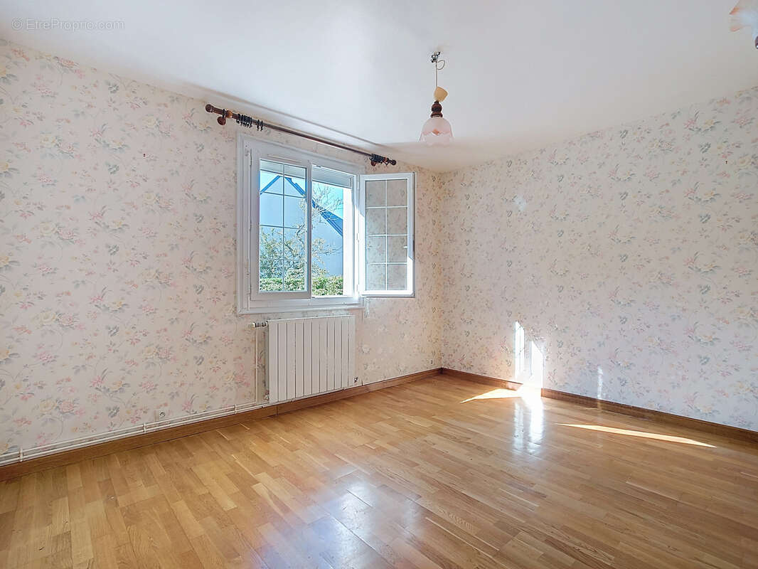 Maison à VILLERS-BOCAGE