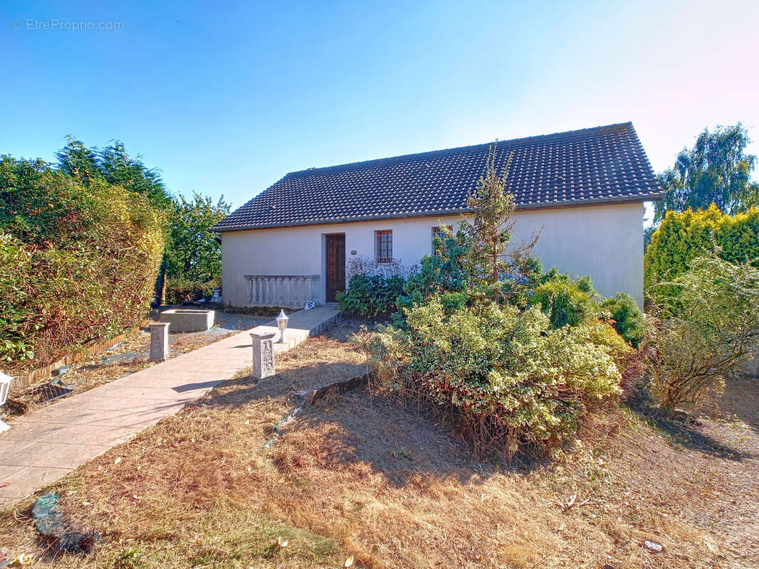 Maison à VILLERS-BOCAGE