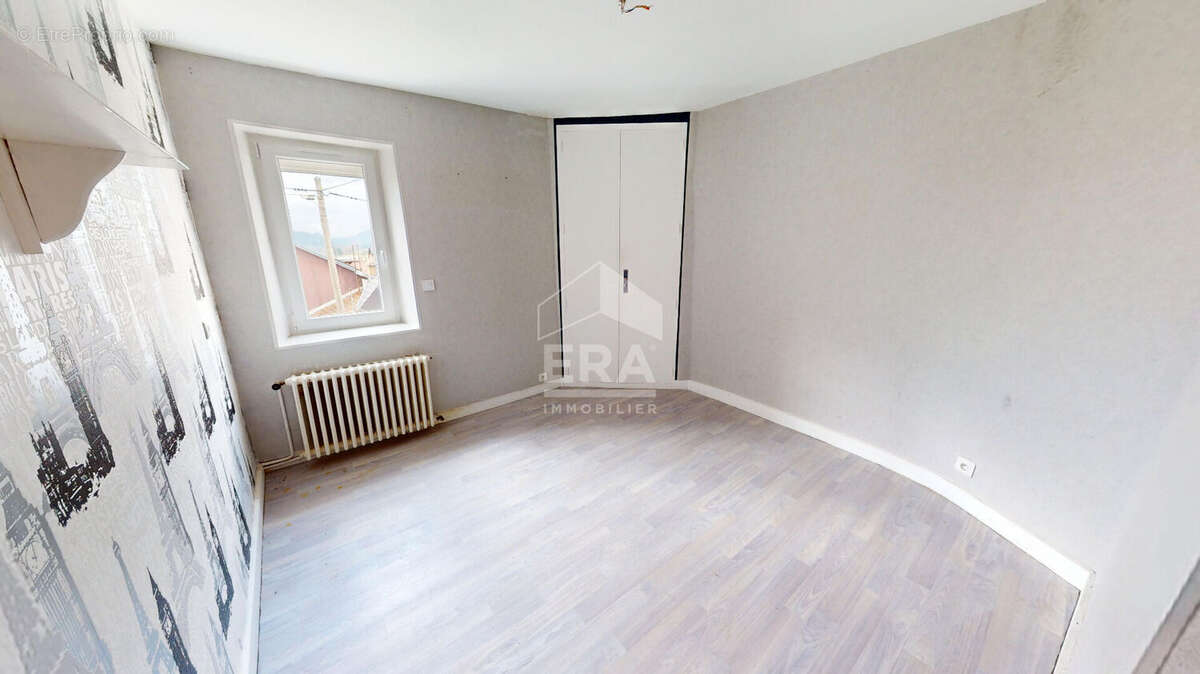 Maison à HAUTEVILLE-LOMPNES