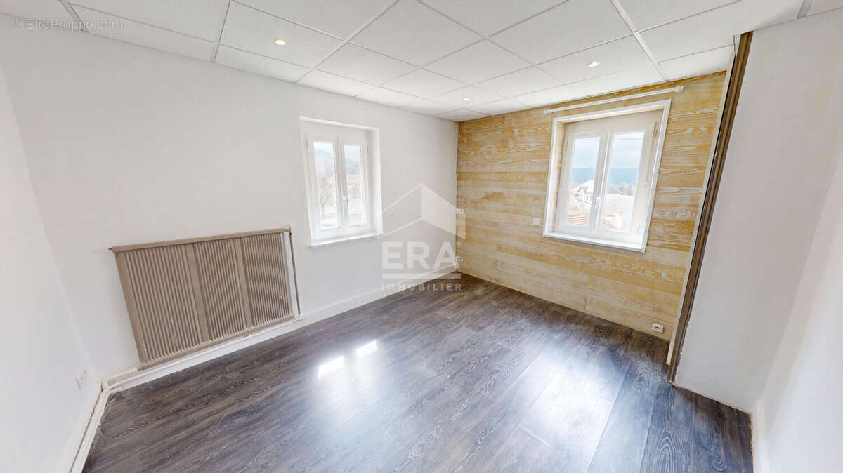 Maison à HAUTEVILLE-LOMPNES