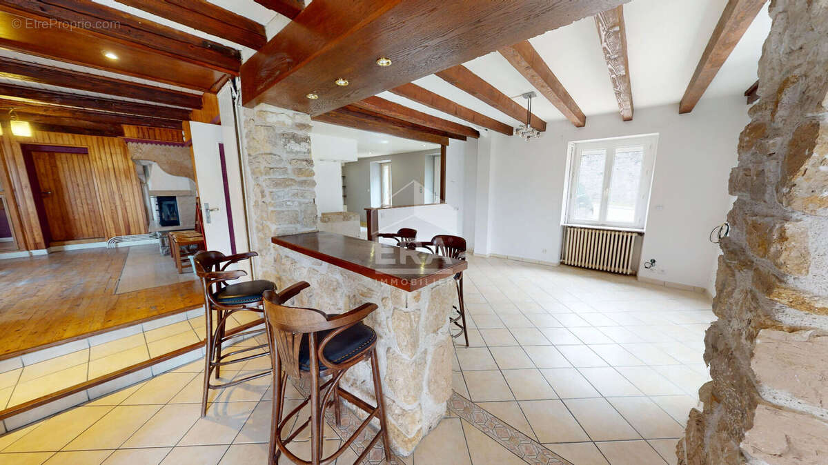 Maison à HAUTEVILLE-LOMPNES