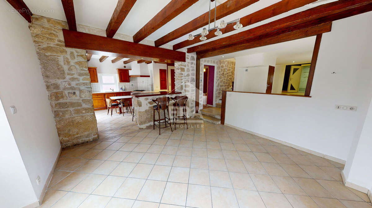 Maison à HAUTEVILLE-LOMPNES