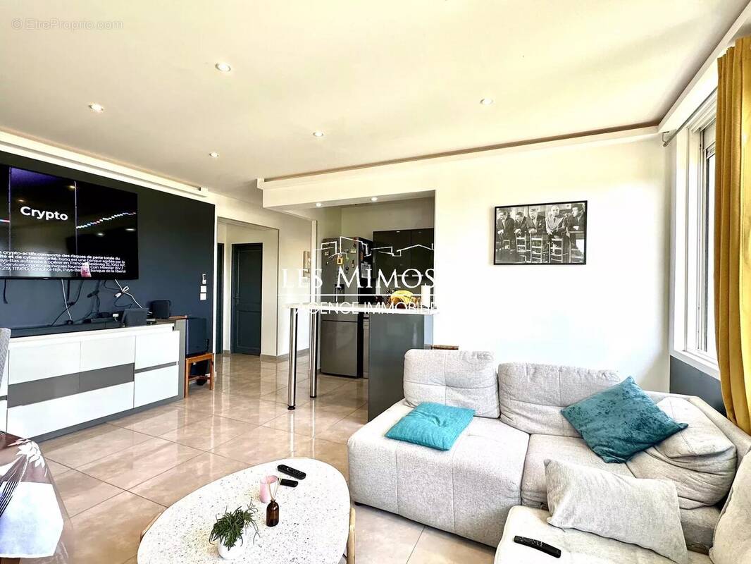 Appartement à FREJUS