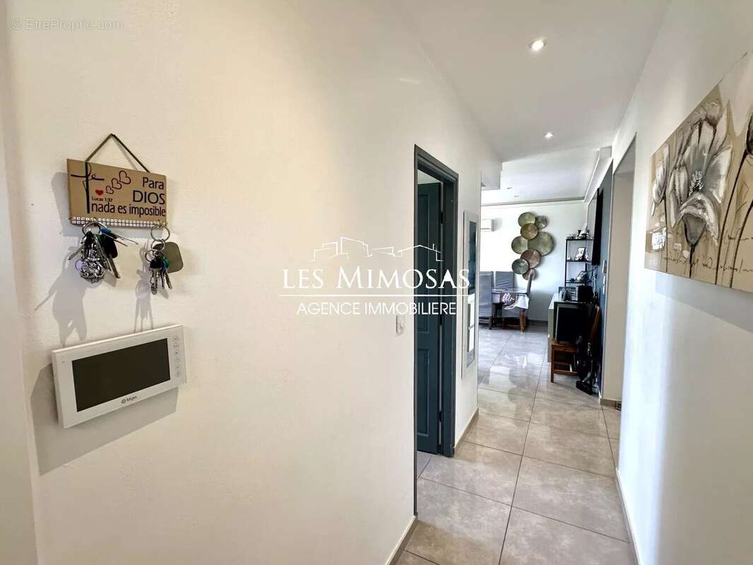 Appartement à FREJUS