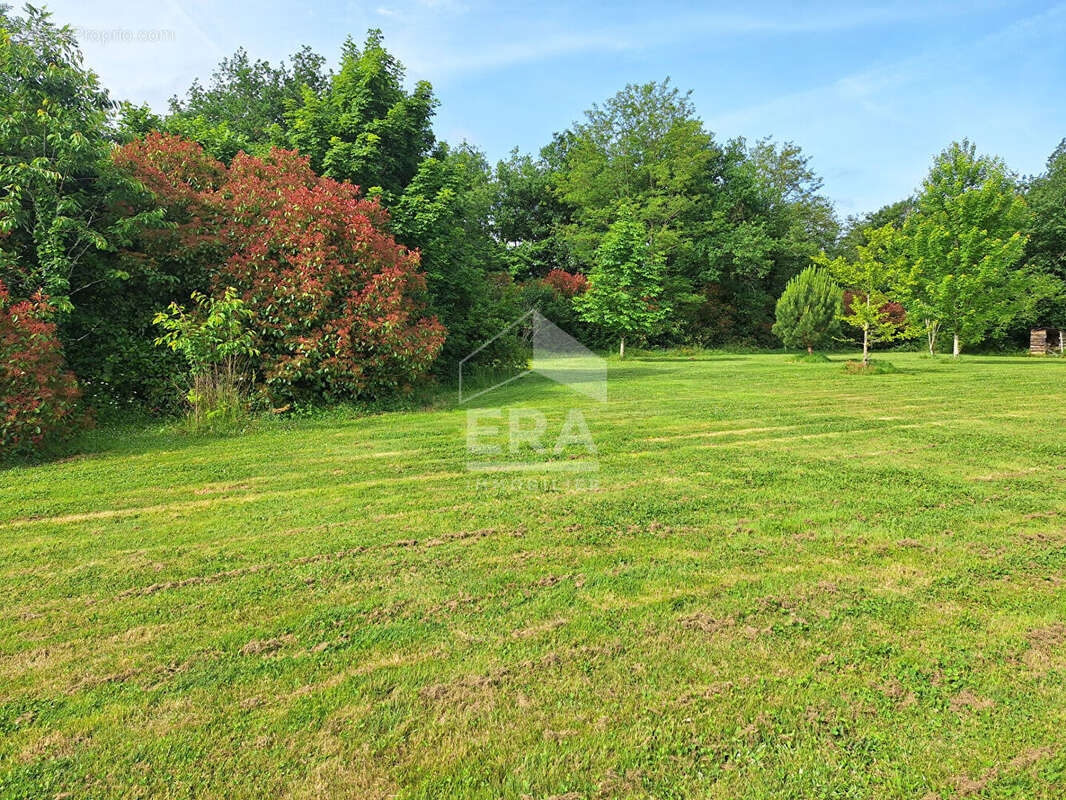 Maison à MONTPON-MENESTEROL