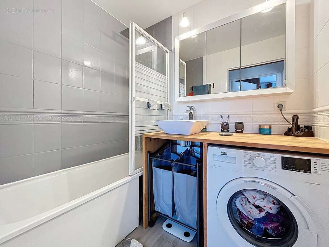 Appartement à ELANCOURT