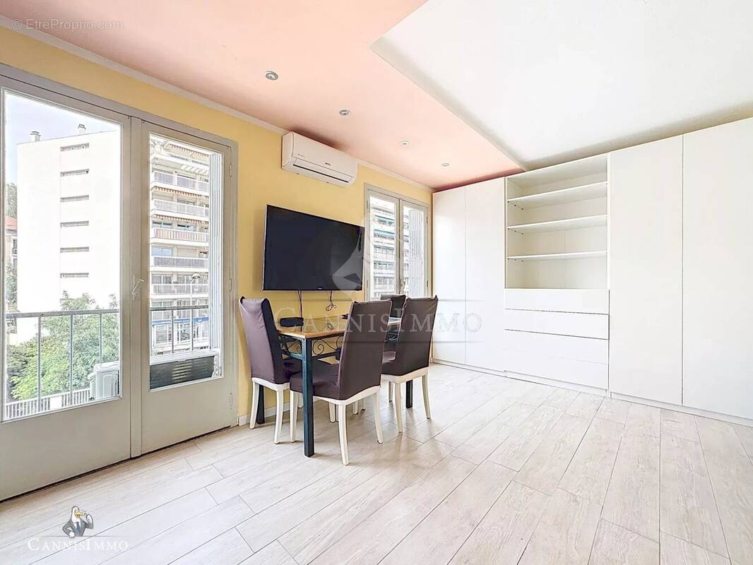 Appartement à CANNES